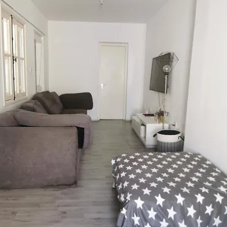 Perfect Center Location 2 Bedroom Διαμέρισμα